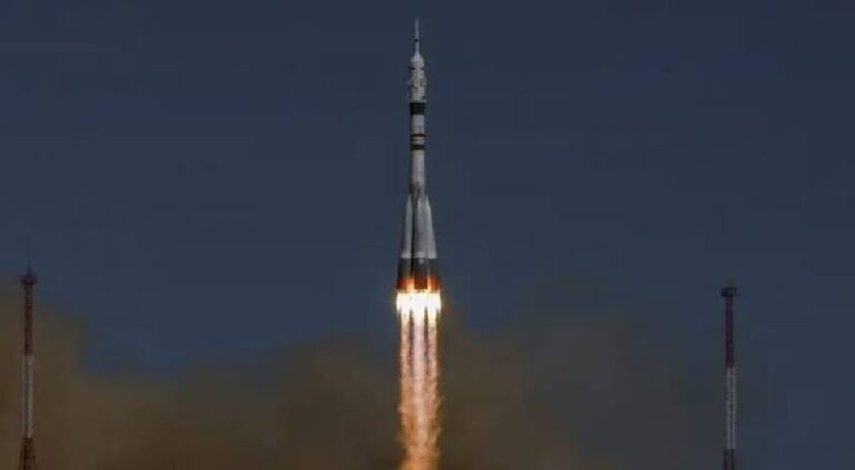 Soyuz 1 (1)