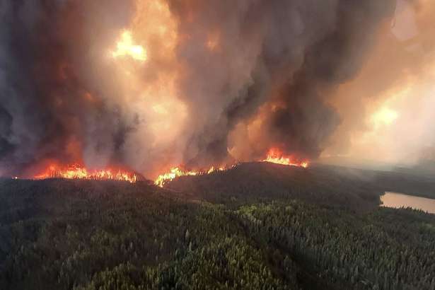 World_renu_canada-wildfires