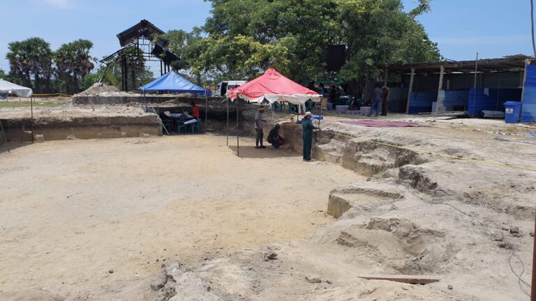 0852b50b-4876-4de2-b1bc-70b68671ce61